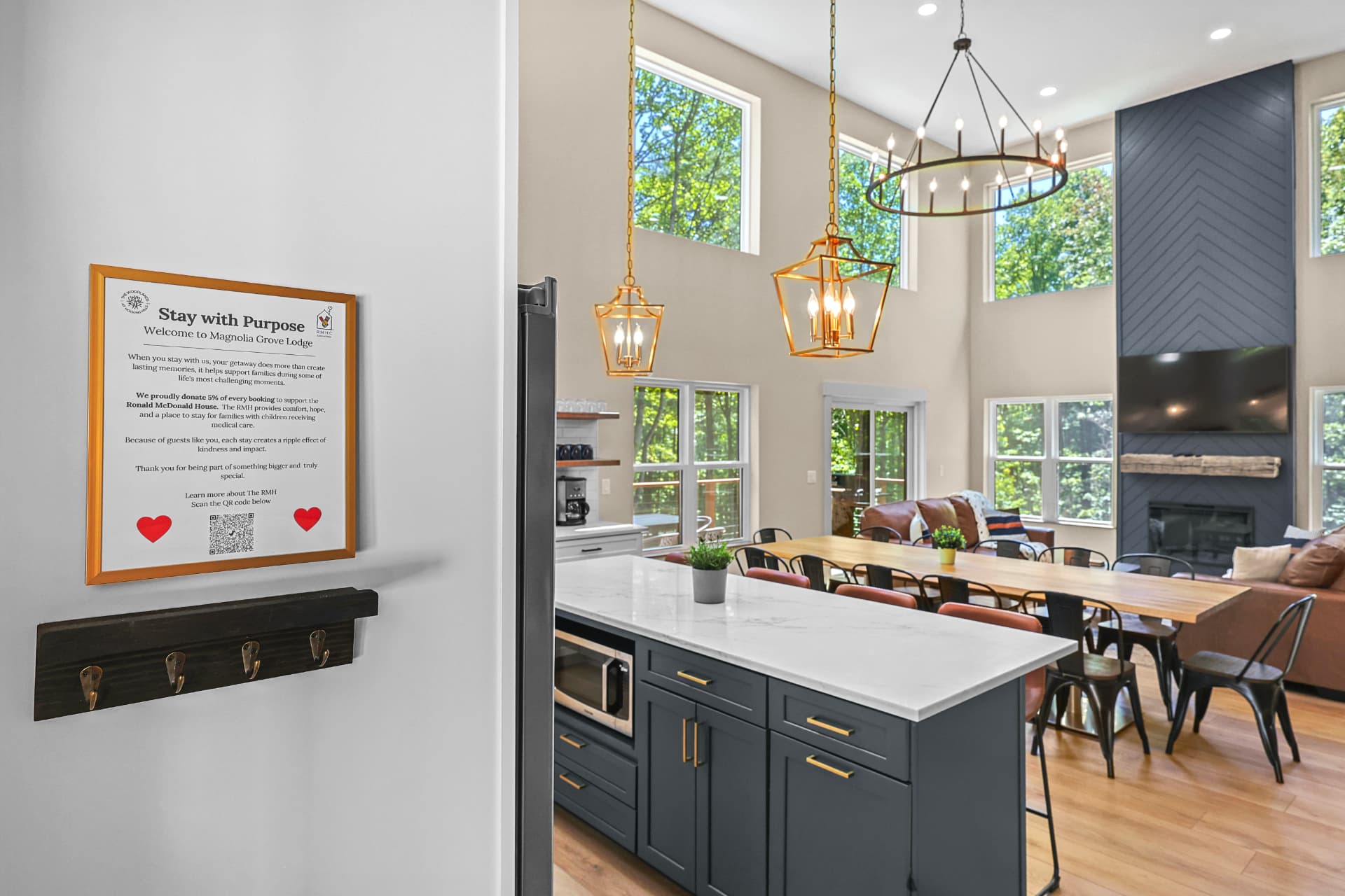 Magnolia Grove Lodge bright open-concept kitchen and dining area